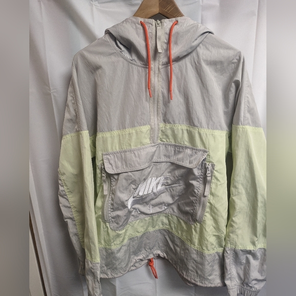 Nike AIR men's pullover windbreaker. EUC medium - Picture 1 of 6